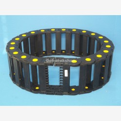 Brevetti 435 Cable track chain, 114 cm